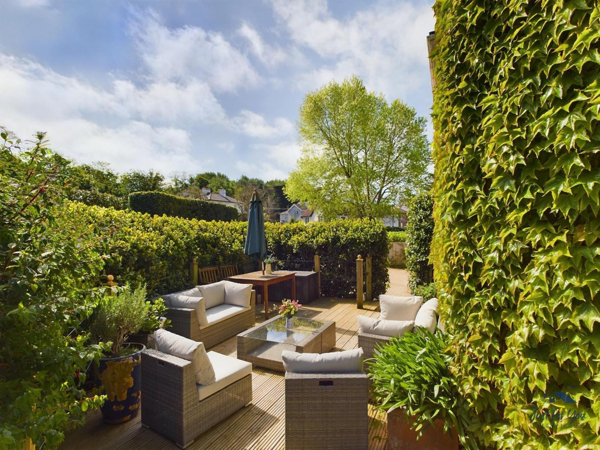 16 Solent Landing